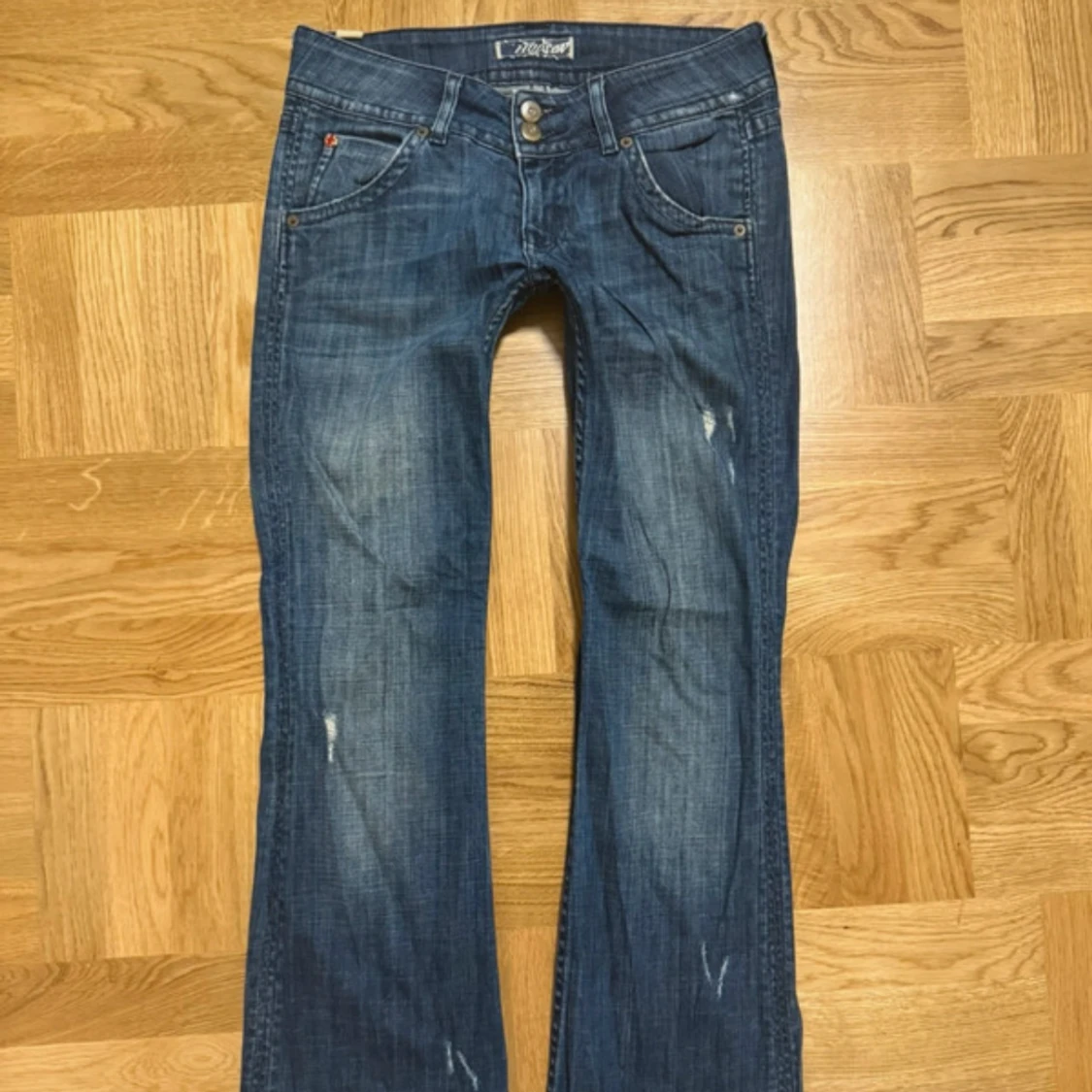 lågmidjade jeans från Hudson