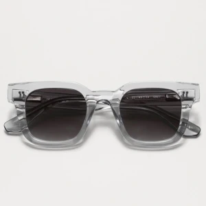 Grå Chimis - Grå Chimis utan några defekter, nyrligen köpta men har tröttnat på färgen. Pris kan alltid diskuteras, speciellt vid snabbt köp( Kommer ej med original fodral)  Bilder vid förfrågan