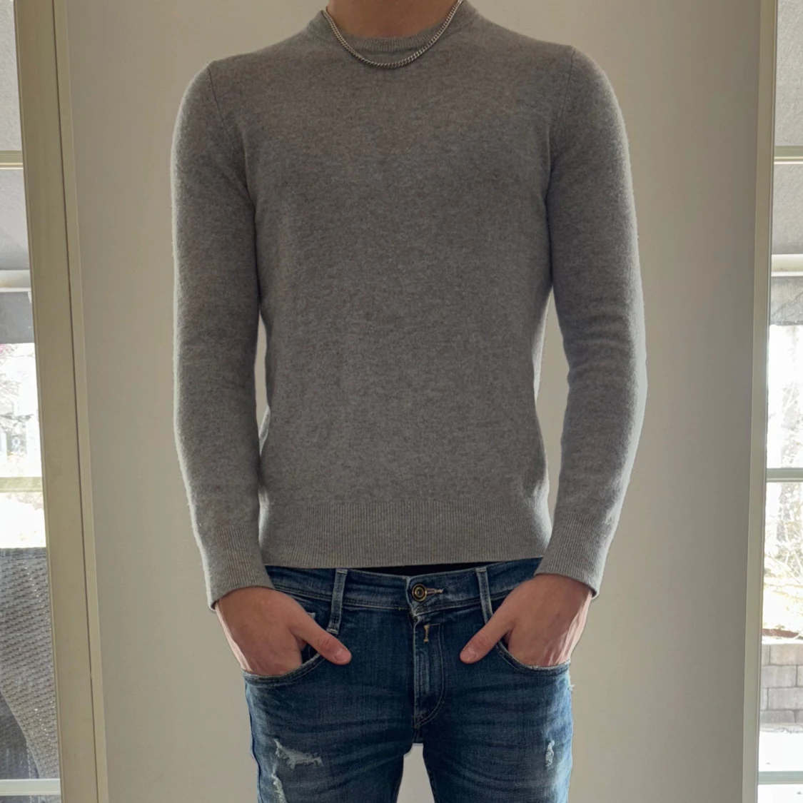 Stickad tröja (ull) - 1