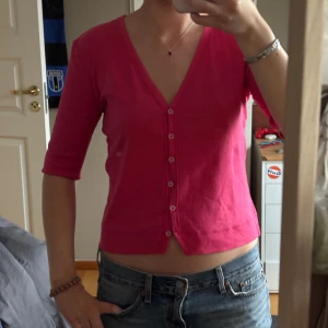 rosa cardigan - från marc cain