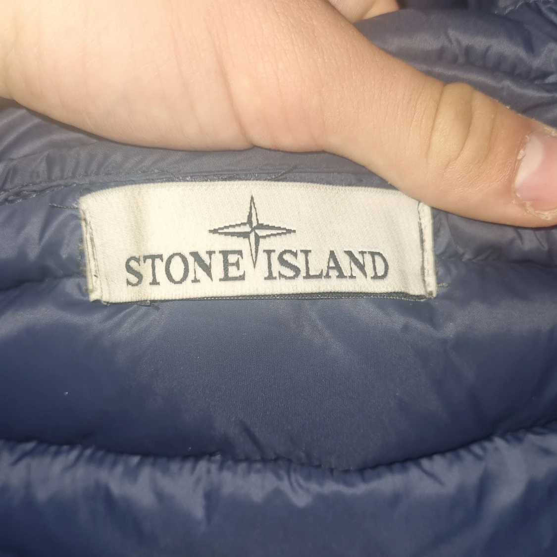 Blå pufferjacka från Stone Island - 2