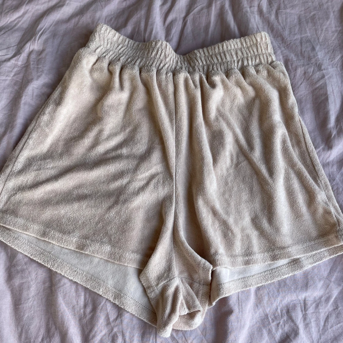 Beiga frottéset från neo noir - 4