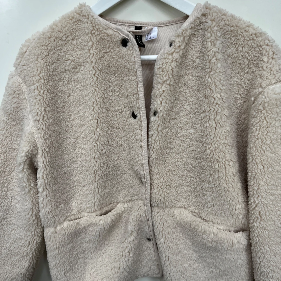 Beige teddyjacka från H&M - 2