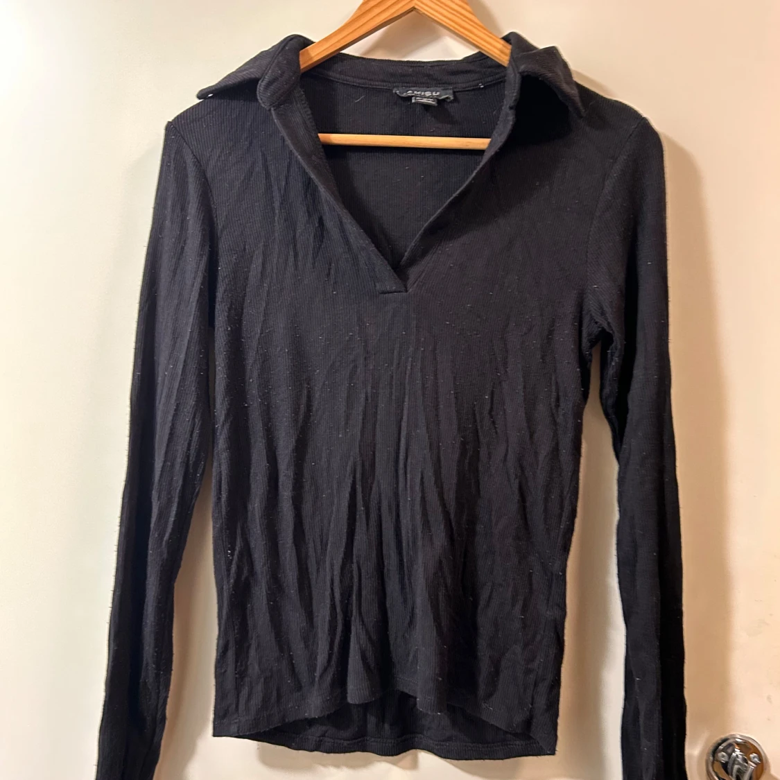 Svart ribbad långärmad tröja Anisu