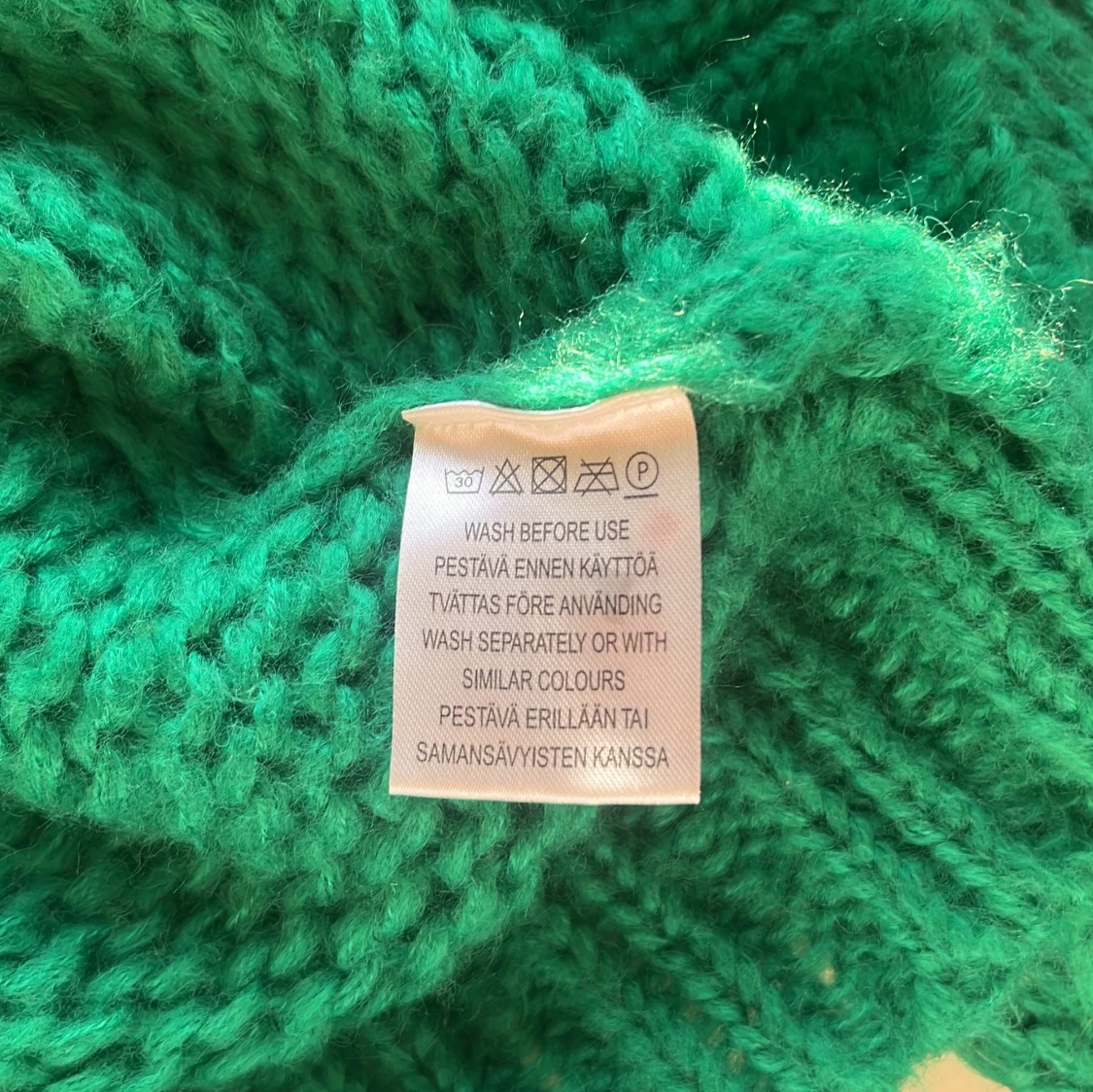 Grön stickad tröja från Sirup Copenhagen - 2
