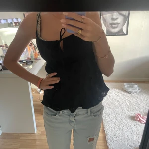 Svart topp - Inga defekter 