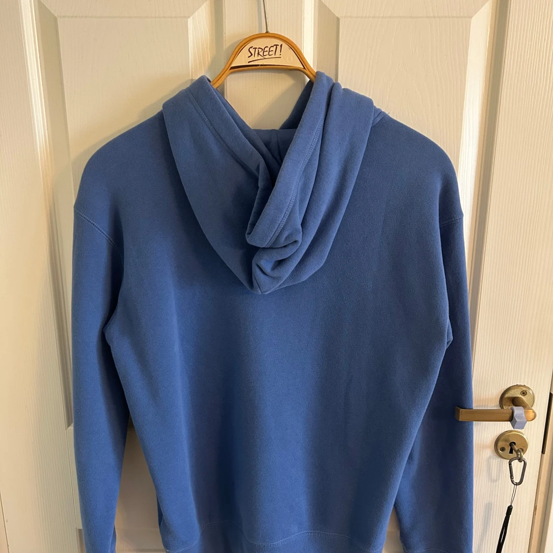 Blå hoodie från Hollister - 1