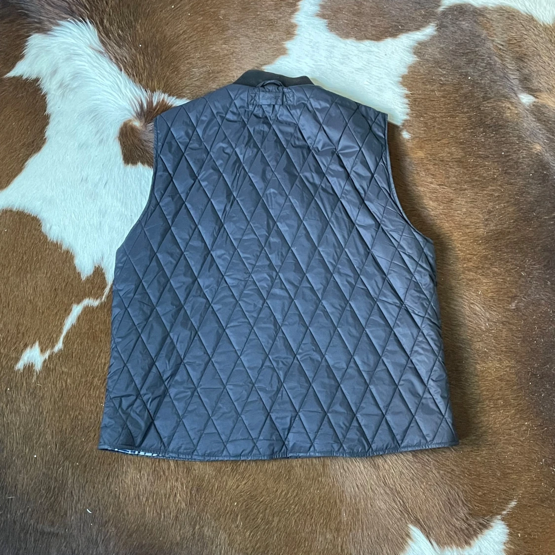 Svart quiltad väst från Gant