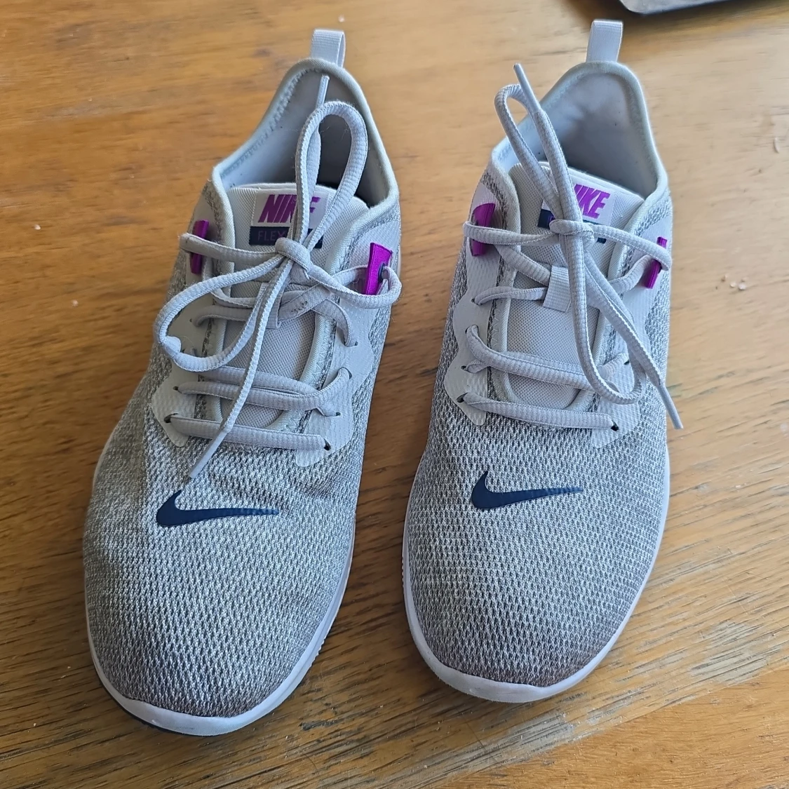 Nike Flex TR9 grå sneakers