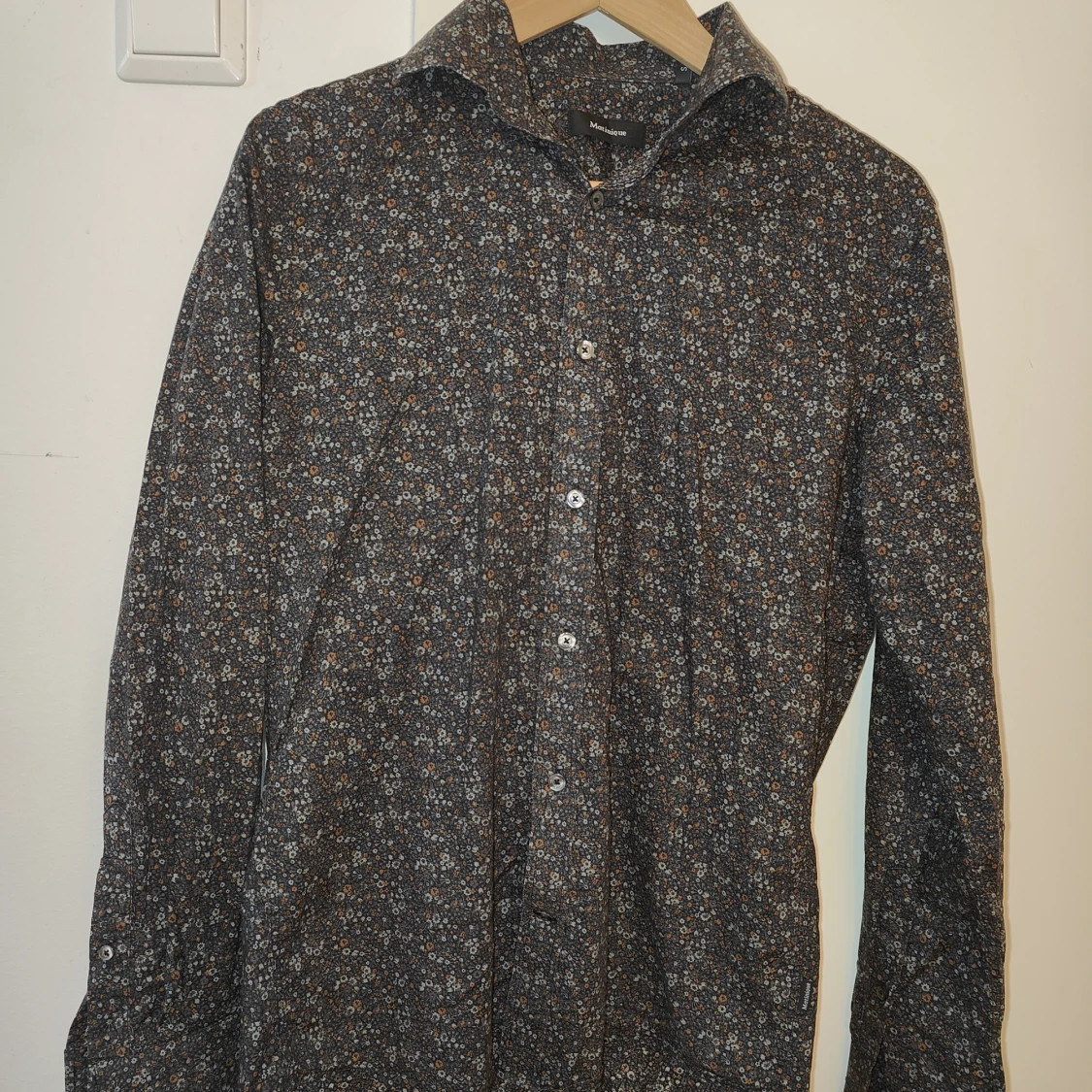 Blommig skjorta från Matinique, S