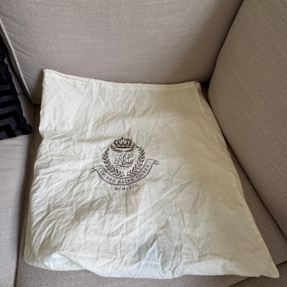 Svart handväska från Lauren Ralph Lauren - 2