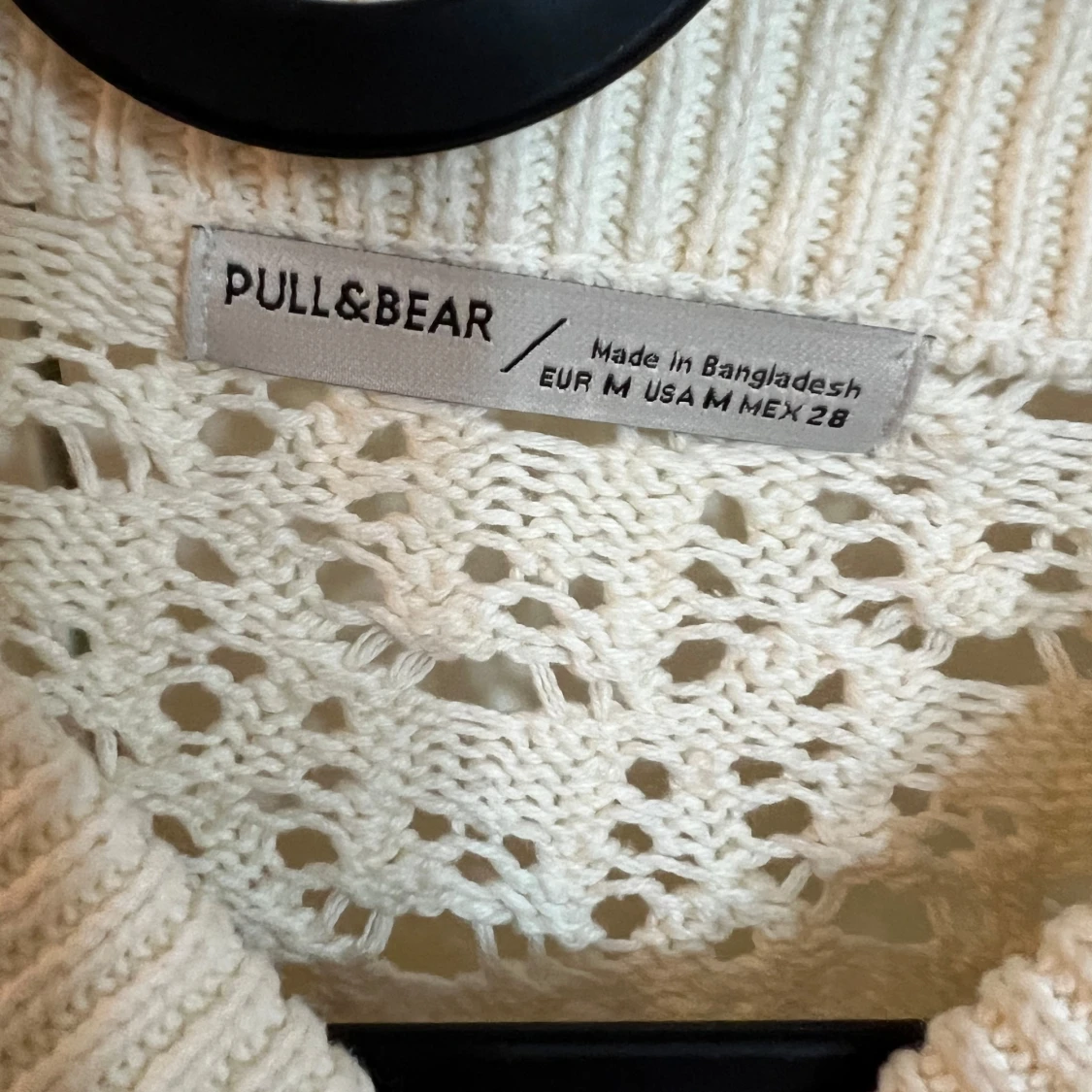 Cremefärgad spetsstickad tröja med snörning i ryggen från Pull&Bear - 2