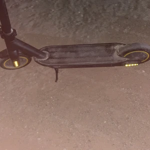 Ninebot g30 - Elsparkcykel