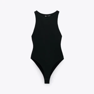 Zara body - Så snygg body från Zara!! Använder ej längre, gärna för egna bilder ❣️❣️❣️