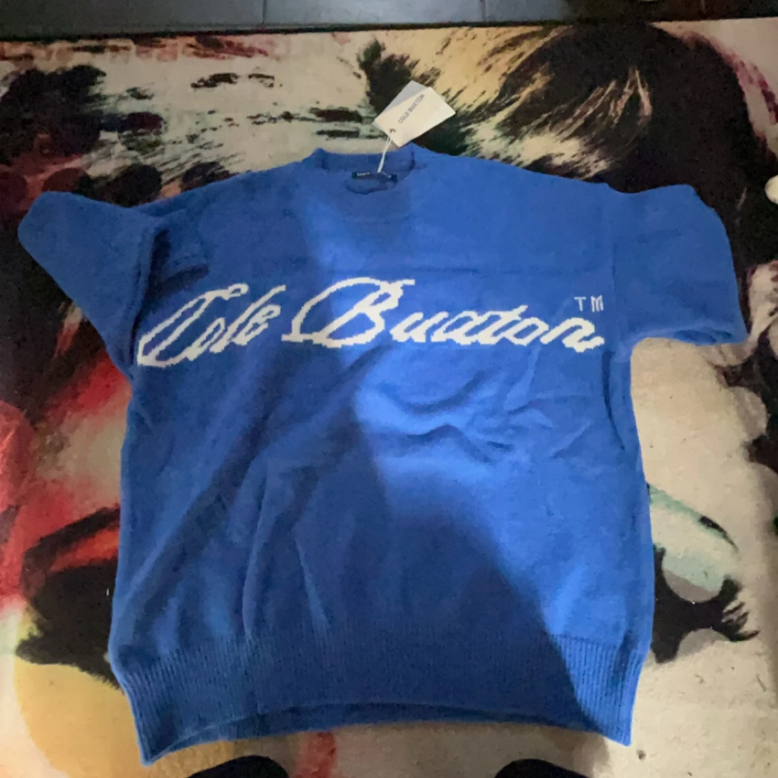 Blå stickad tröja från Cole Buxton