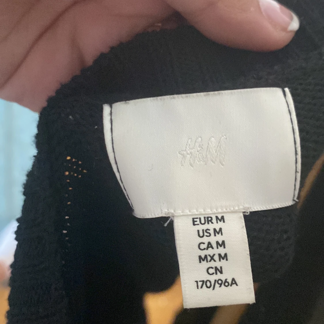 Svart croppad stickad topp H&M - 2