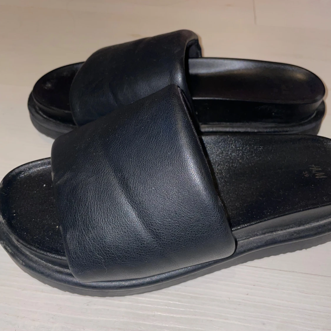 Svarta Platform sandaler