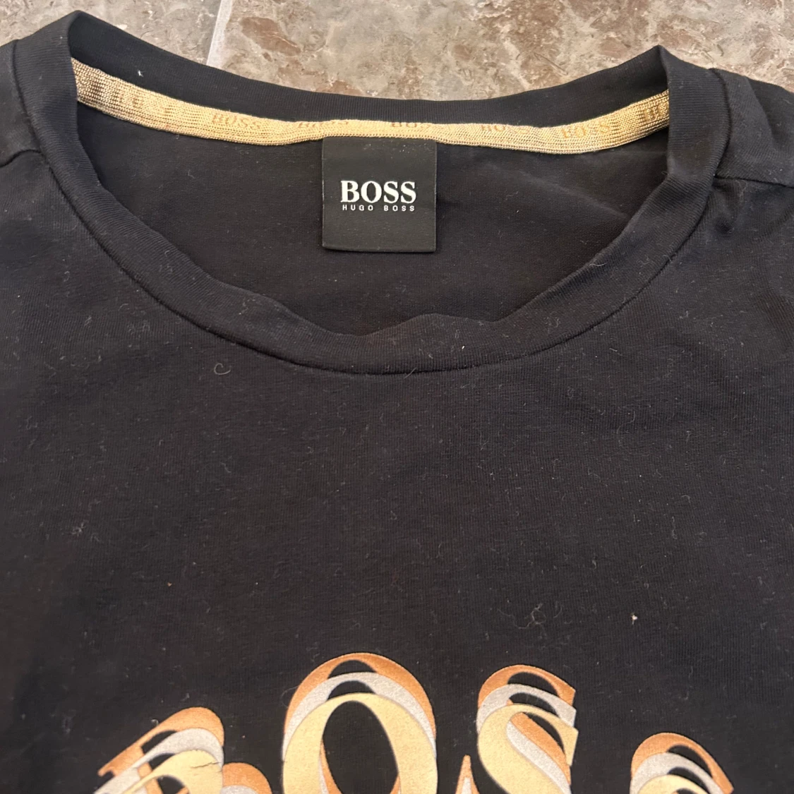 Svart BOSS t-shirt med tryck - 2