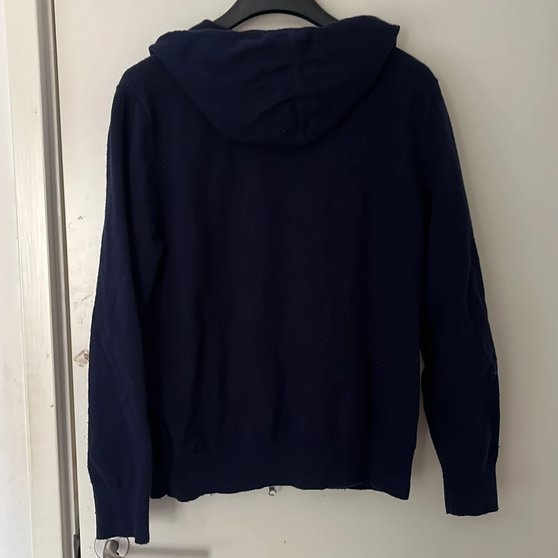 Mörkblå ull kofta från Barlucio - 2