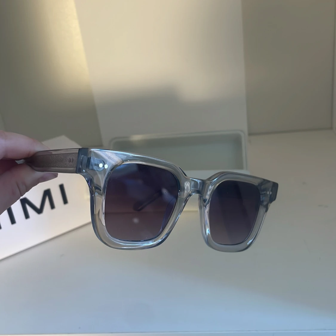 Transparenta solglasögon från CHIMI - 2
