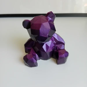 Björn prydnad/inredning  - Björn skapad i resin/epoxy. Höjd ca 6.7cm