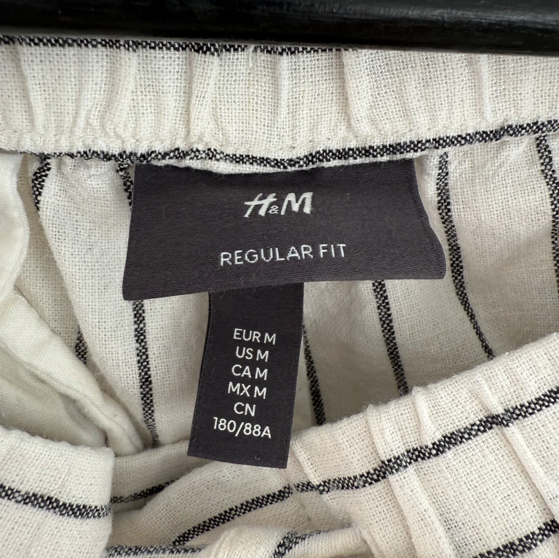 Randiga linnebyxor från H&M - 2