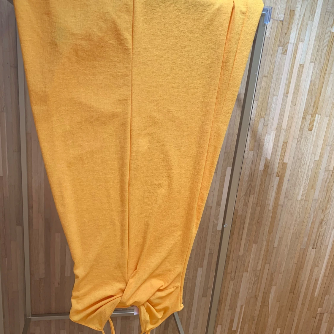 Tre färgglada långklänningar i bomull - 1