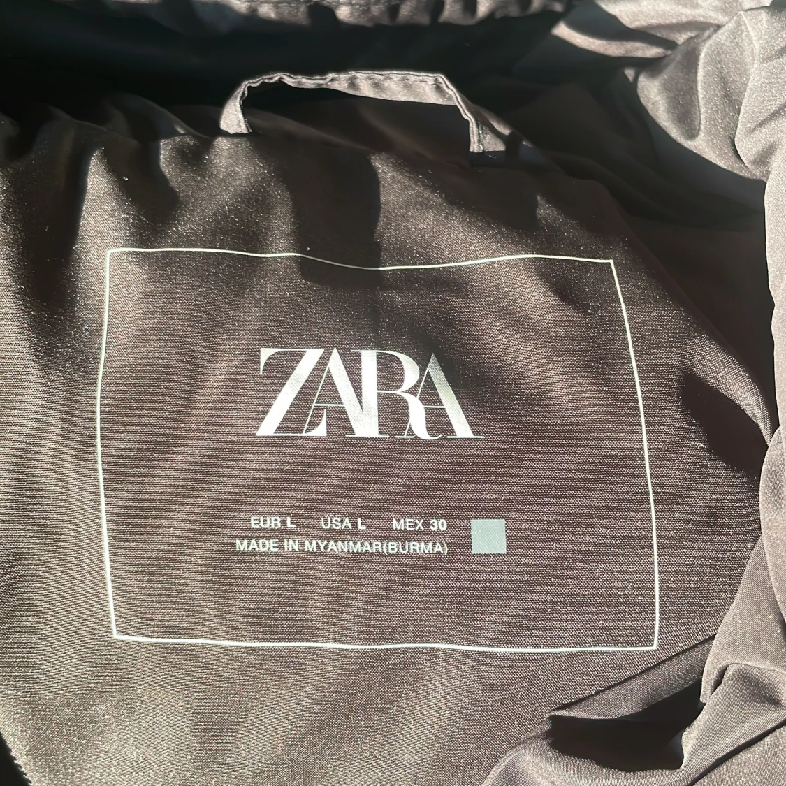 Svart dunväst från Zara, storlek L - 2