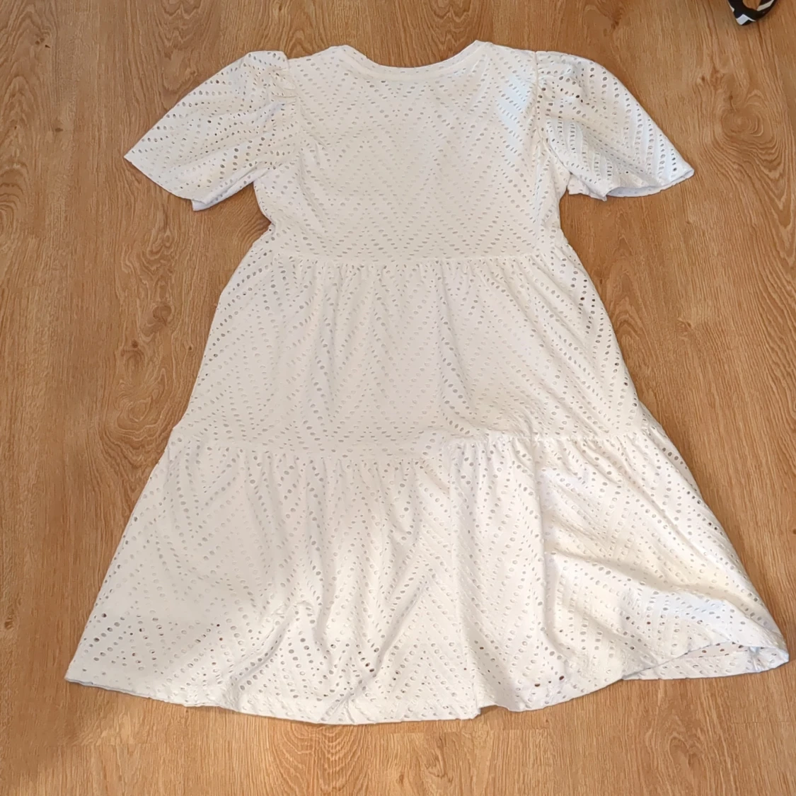 Vit klänning från JDY stl. M - 1