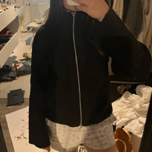 Stickad zip up  - Stickad zip up, storlek xs!