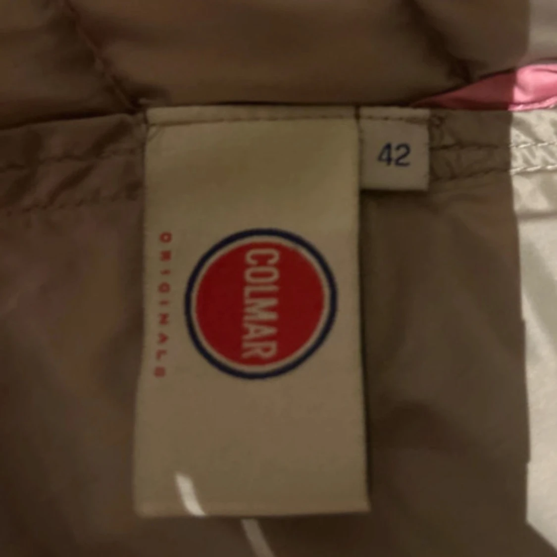 Rosa pufferjacka från Colmar - 4