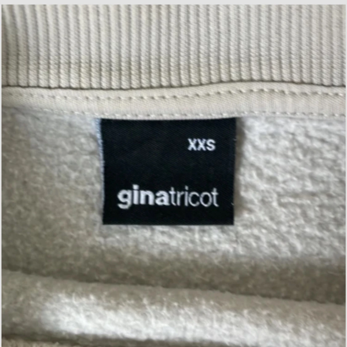  sweatshirt från Gina Tricot - 1