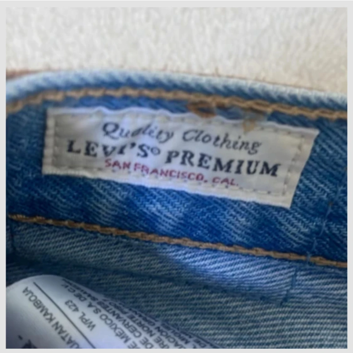 Levi's ljusblå jeansshorts - 2