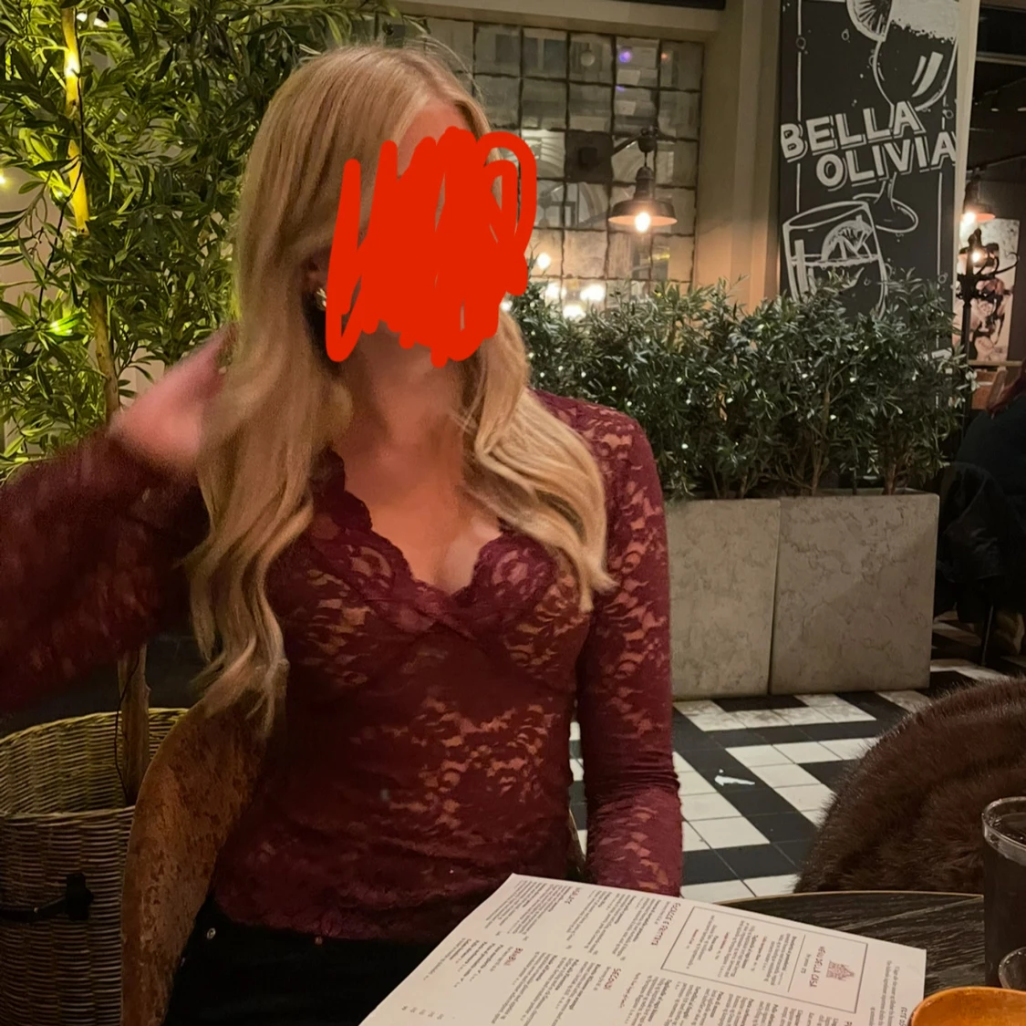 Gina Tricot spets topp