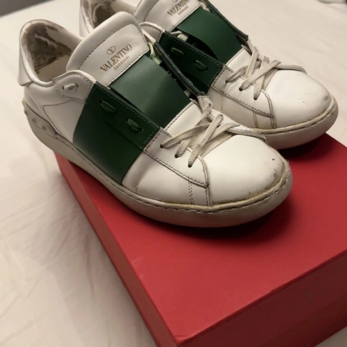 Valentino Garvani 💚 - 90