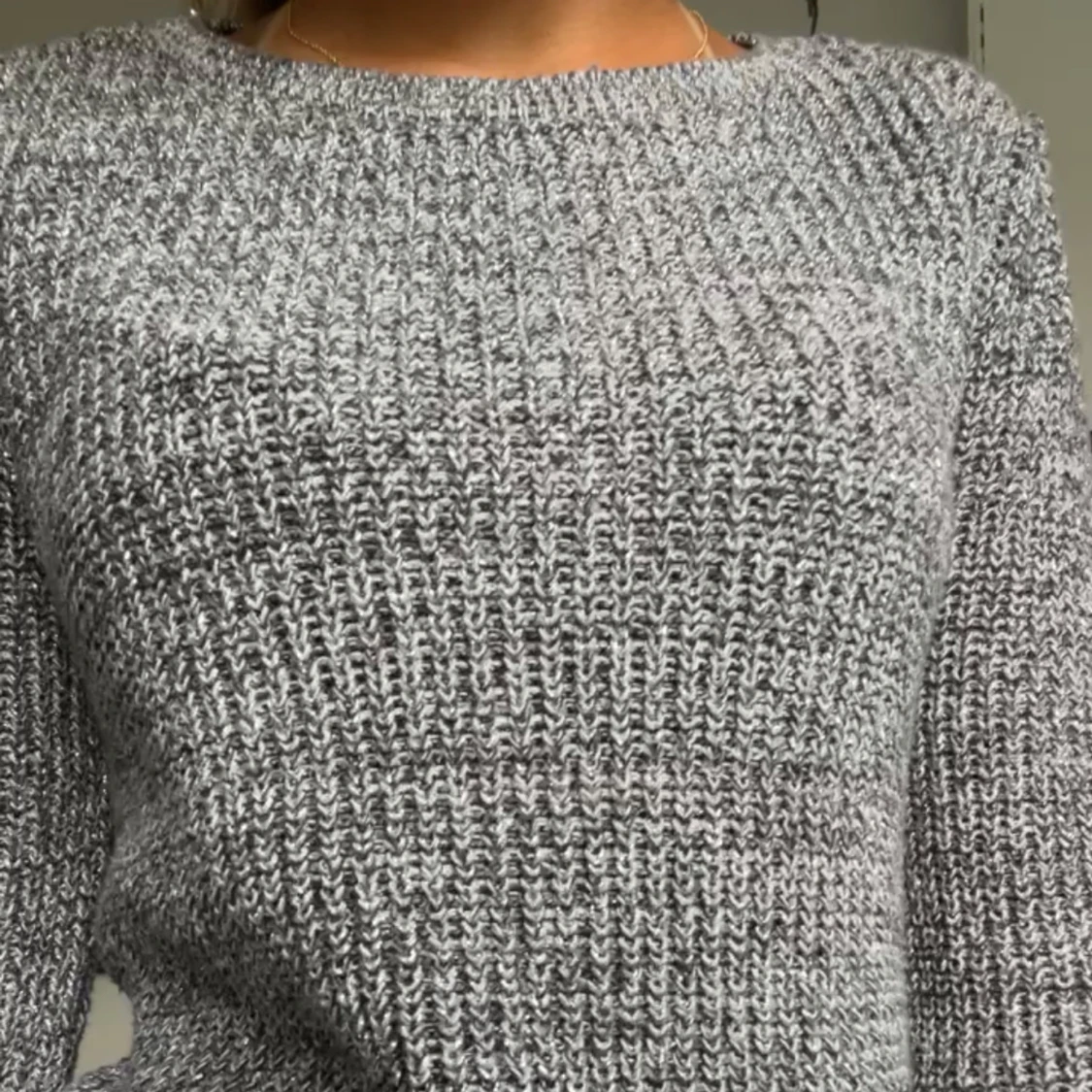 Grå/silver stickad tröja - 2