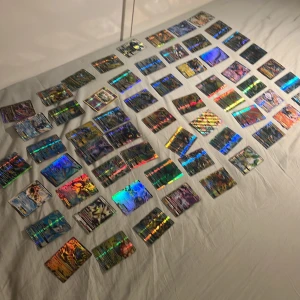Pokémon kort - Spöken en massa Pokémon kort som jag har samlat genom åren. Jag har tappat intresset och behöver pengarna😁. Det är 38 GX, 1 common, 9 MEGA och 10 EX. Kom med prisförslag på vilka ni vill köpa😊