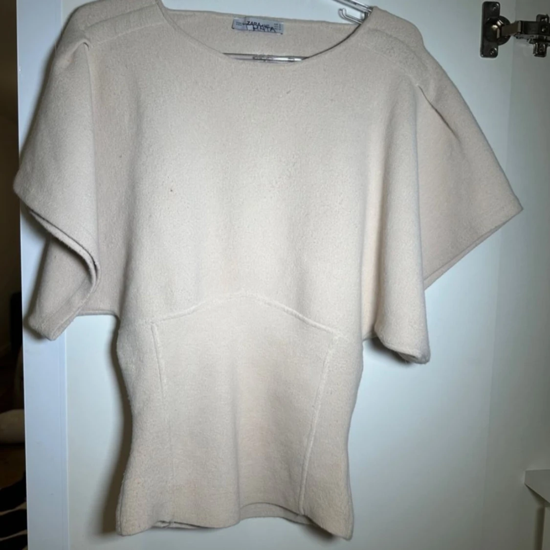 Beige topp från Zara Woman - 1