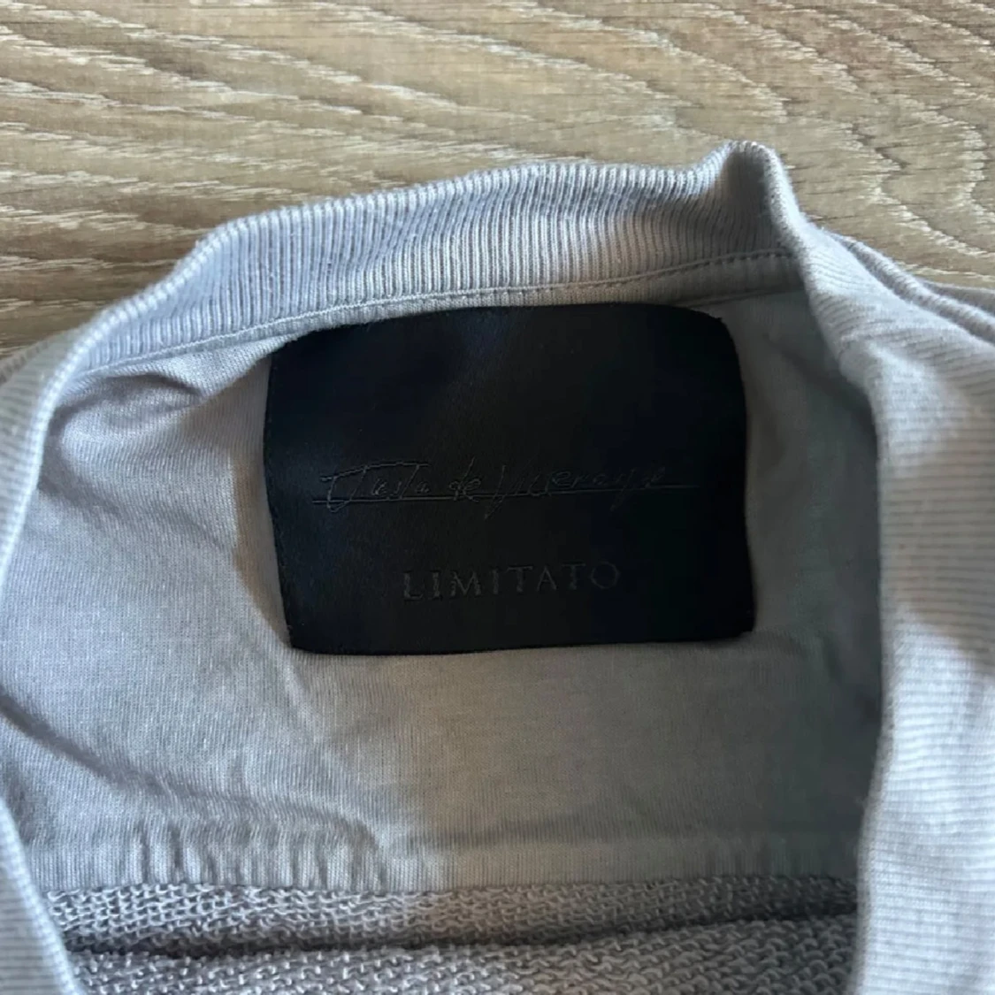 Limitato tröja  - 2