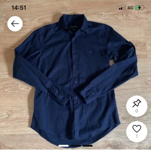 Armani skjorta - Strolek S