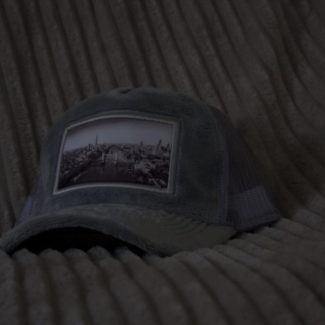 Grå velvetkeps  - 2