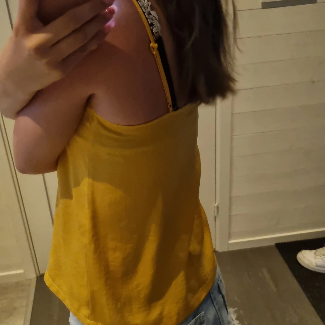 Gul linnetopp från ONLY - 1