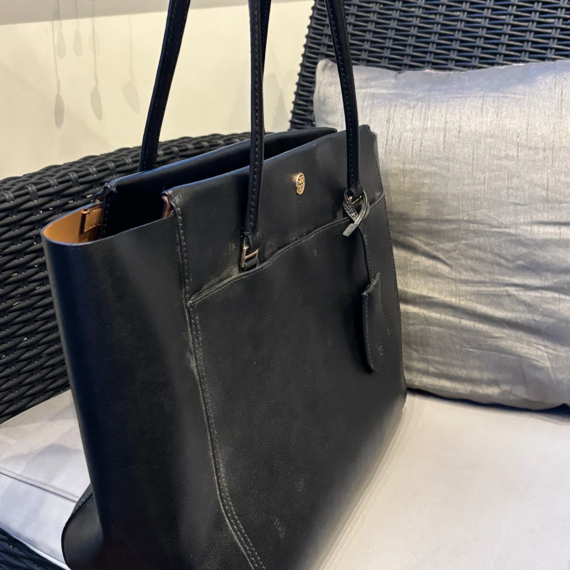 Svart axelväska från Tory Burch - 1