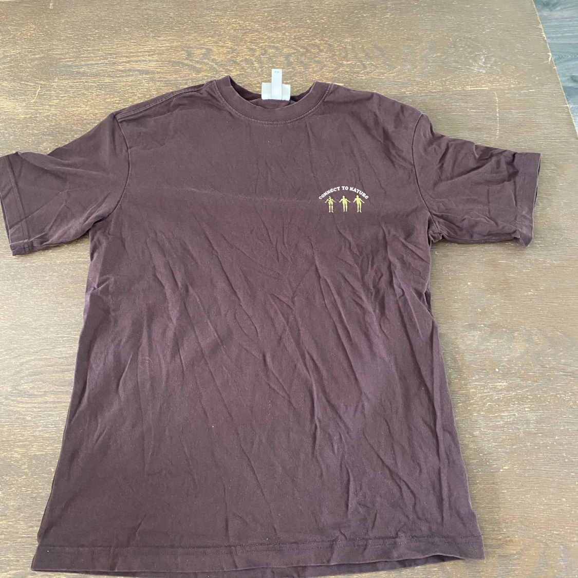 Brun t-shirt H&M Connect to Nature