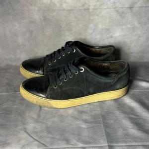 Lanvin - Riktigt snygga lanvin skor | Ganska använda men kan fixas till lite och vara riktigt snygga igen |