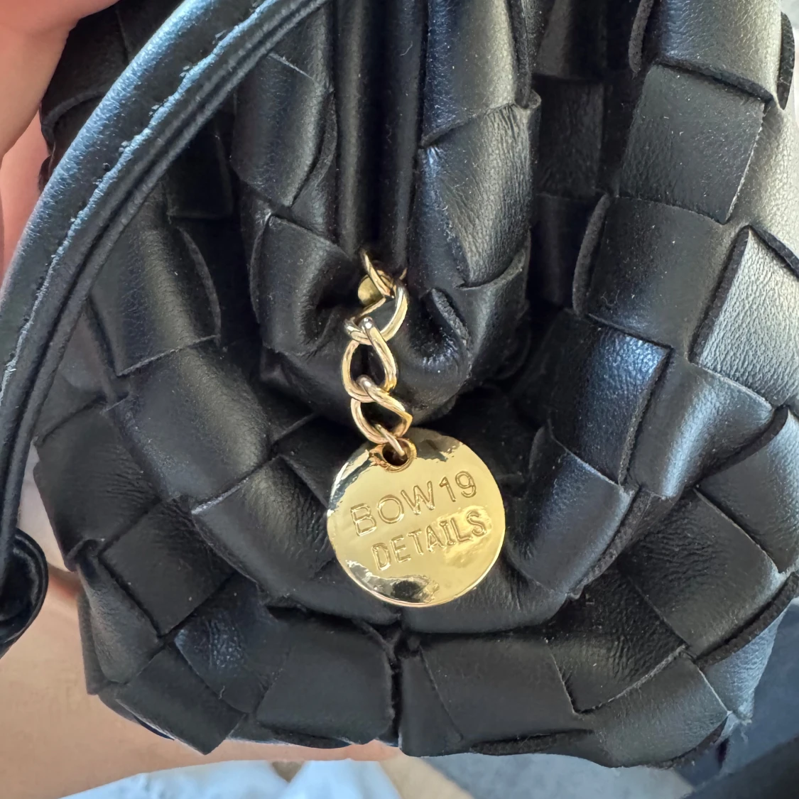 Svart flätad axelväska - 3