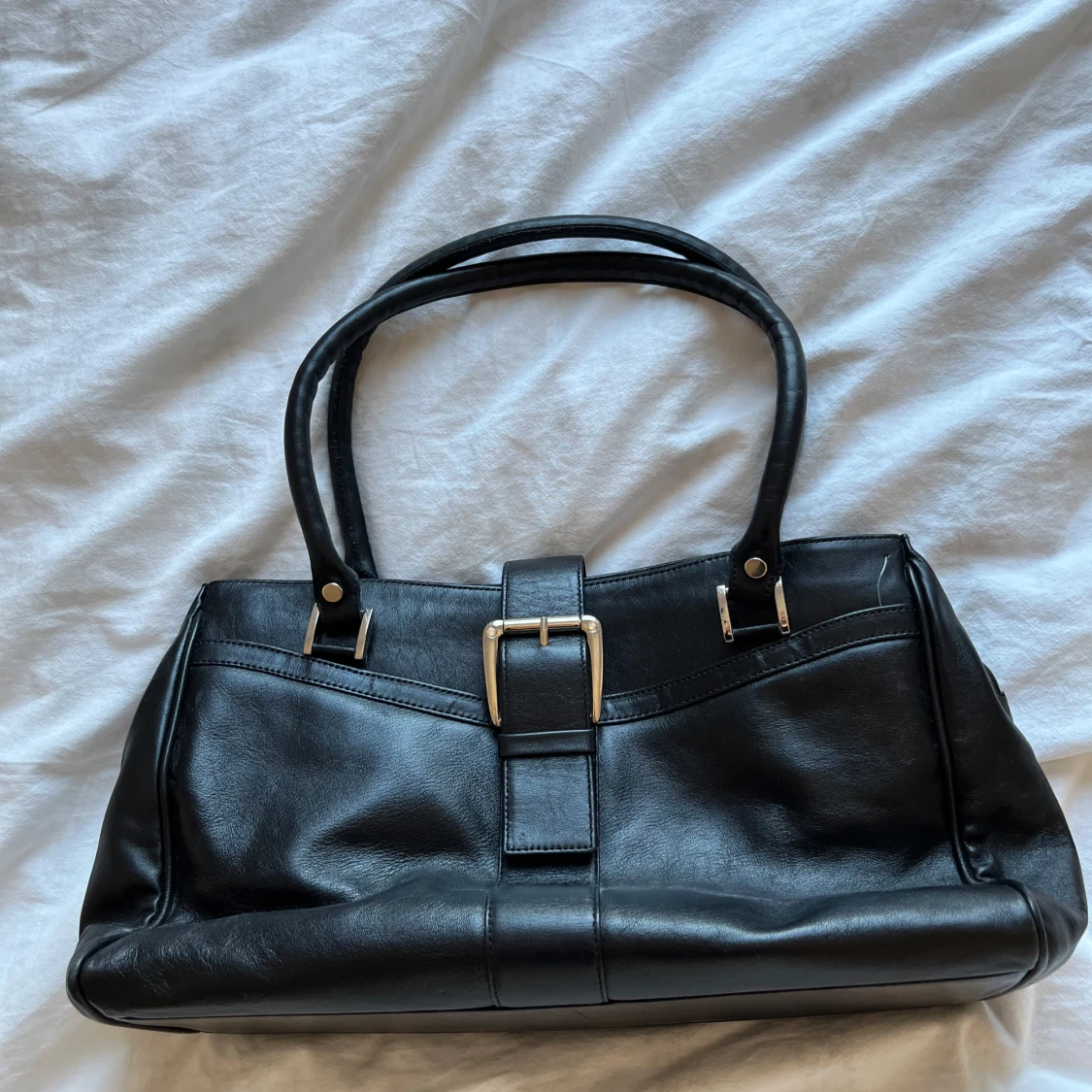 Svart handväska från House of Couture