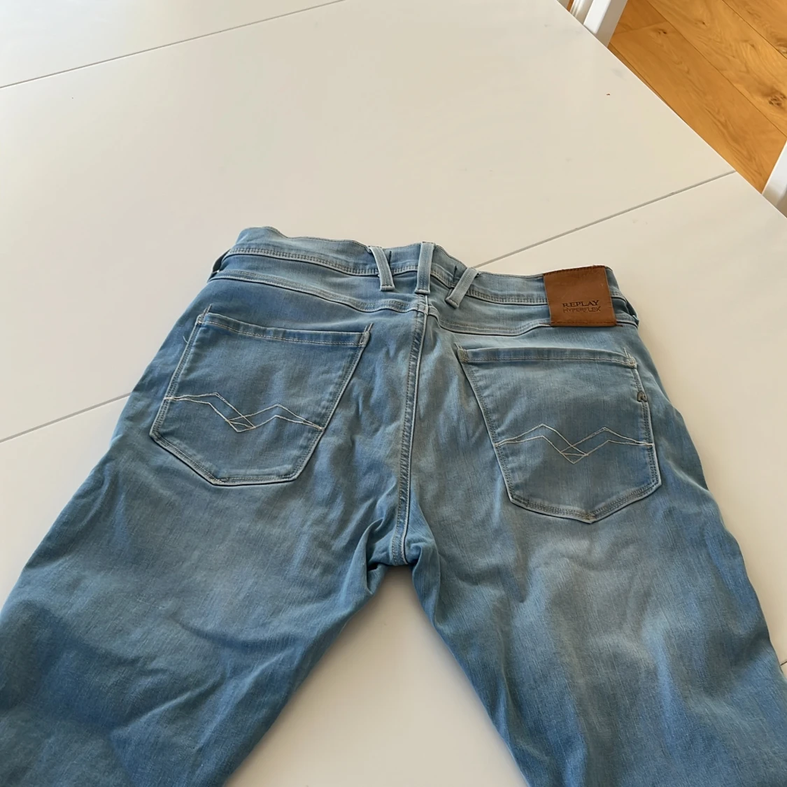 Blå jeans från Replay Hyperflex - 1