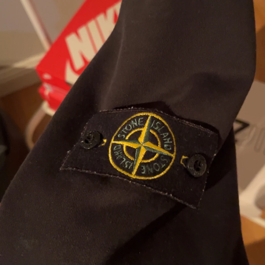 Svart tröja från Stone Island - 2