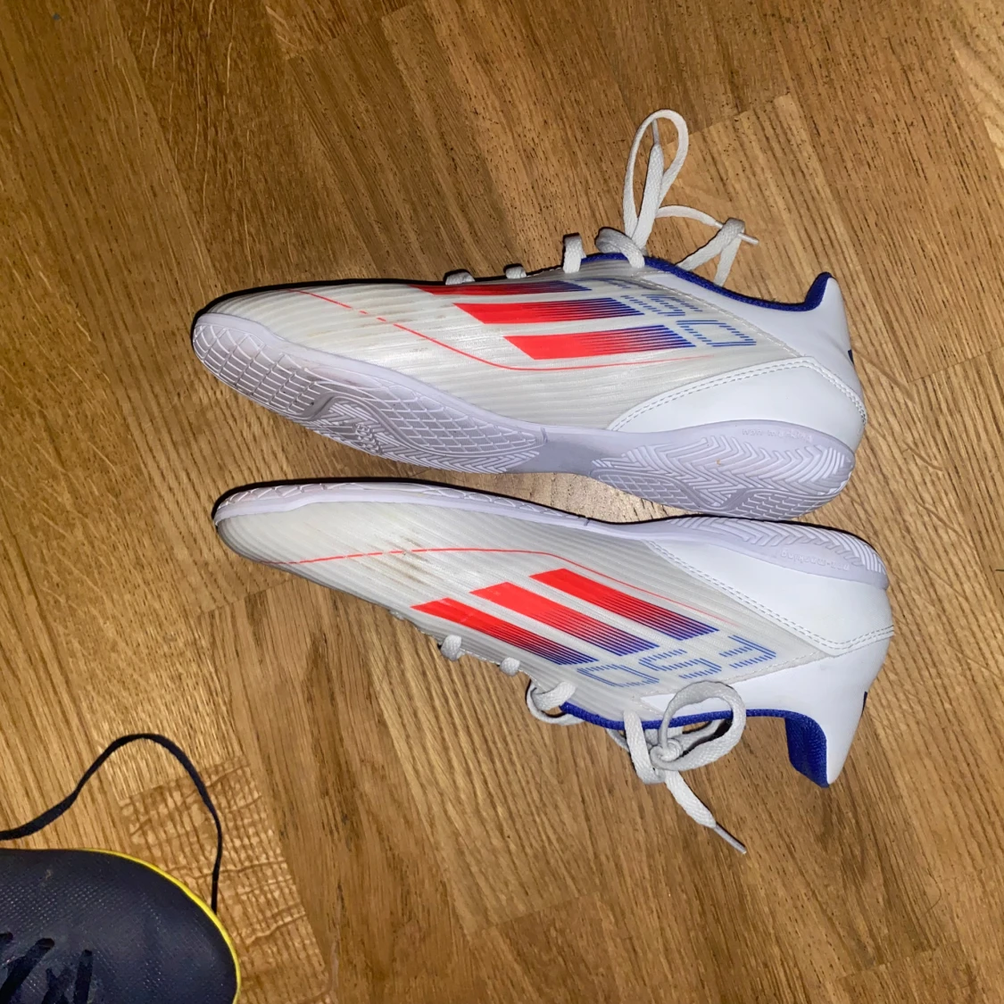 Adidas f50 indoor - 2